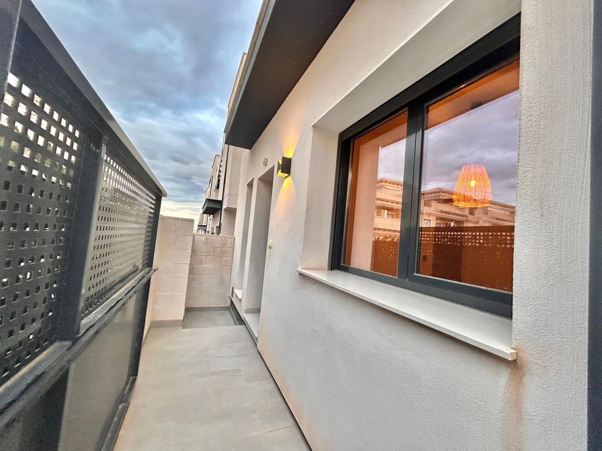 3 makuuhuone Huvila myytävänä paikassa Villamartin mukana uima-altaan - 329 900 € (Ref: 9553225)