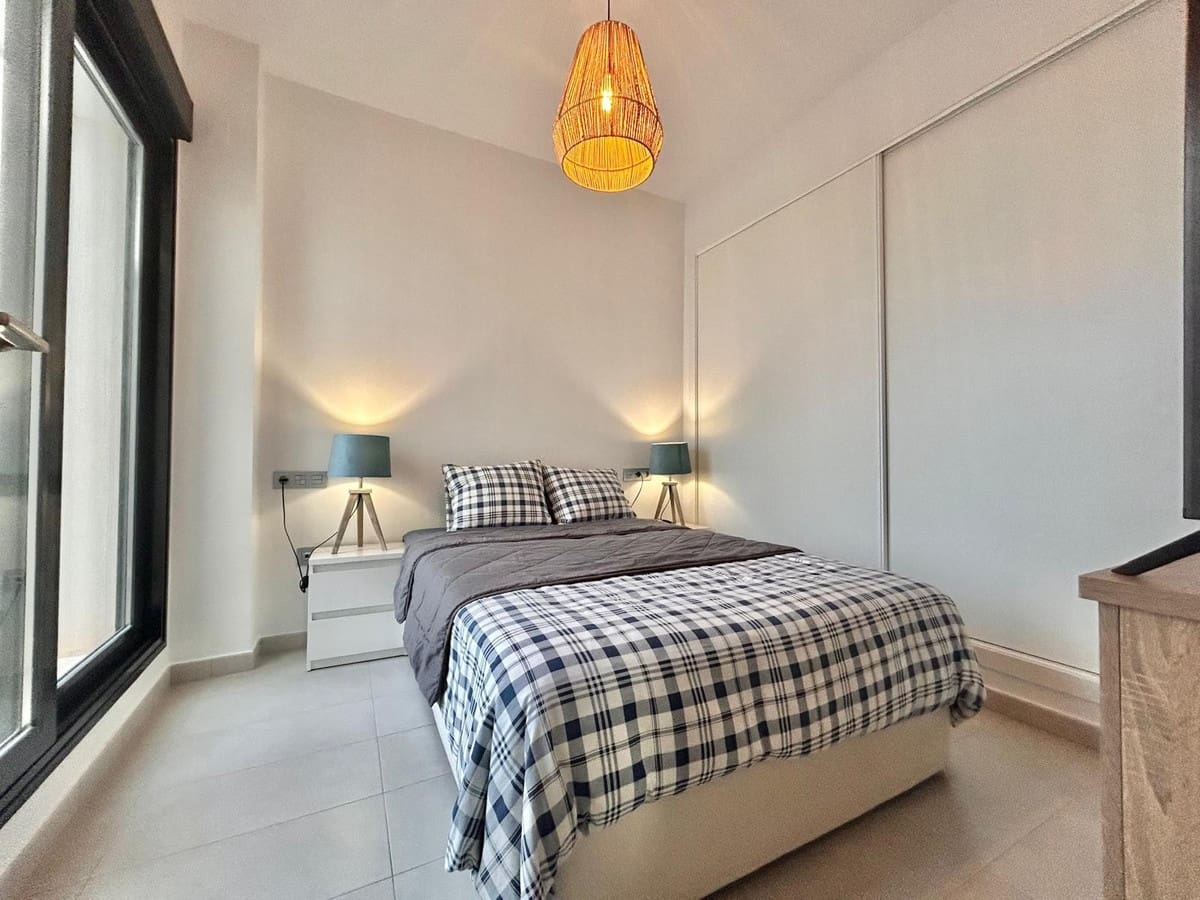 3 sypialnia Willa na sprzedaż w Villamartin z basenem garażem - 329 900 € (Ref: 9553225)