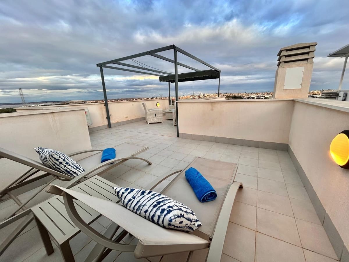 3 sypialnia Willa na sprzedaż w Villamartin z basenem garażem - 329 900 € (Ref: 9553225)