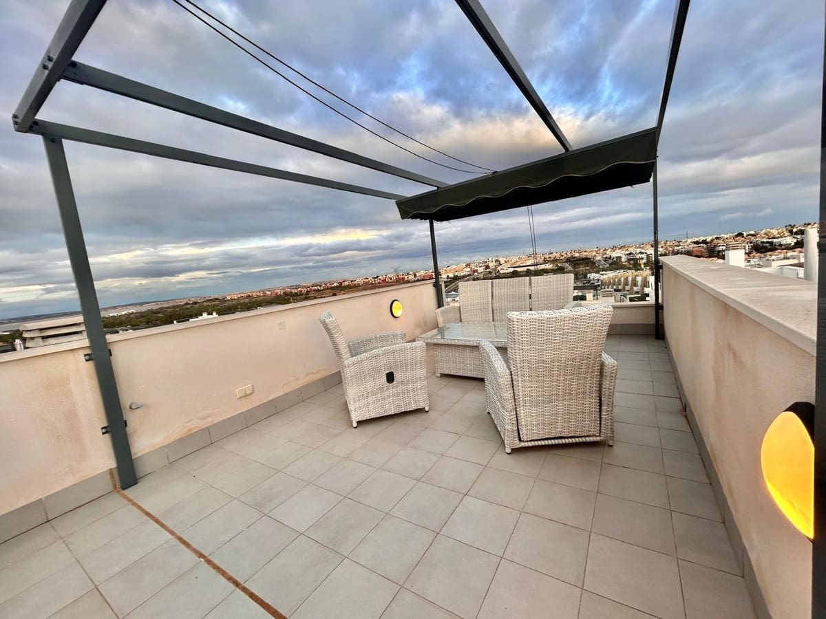 3 sypialnia Willa na sprzedaż w Villamartin z basenem garażem - 329 900 € (Ref: 9553225)