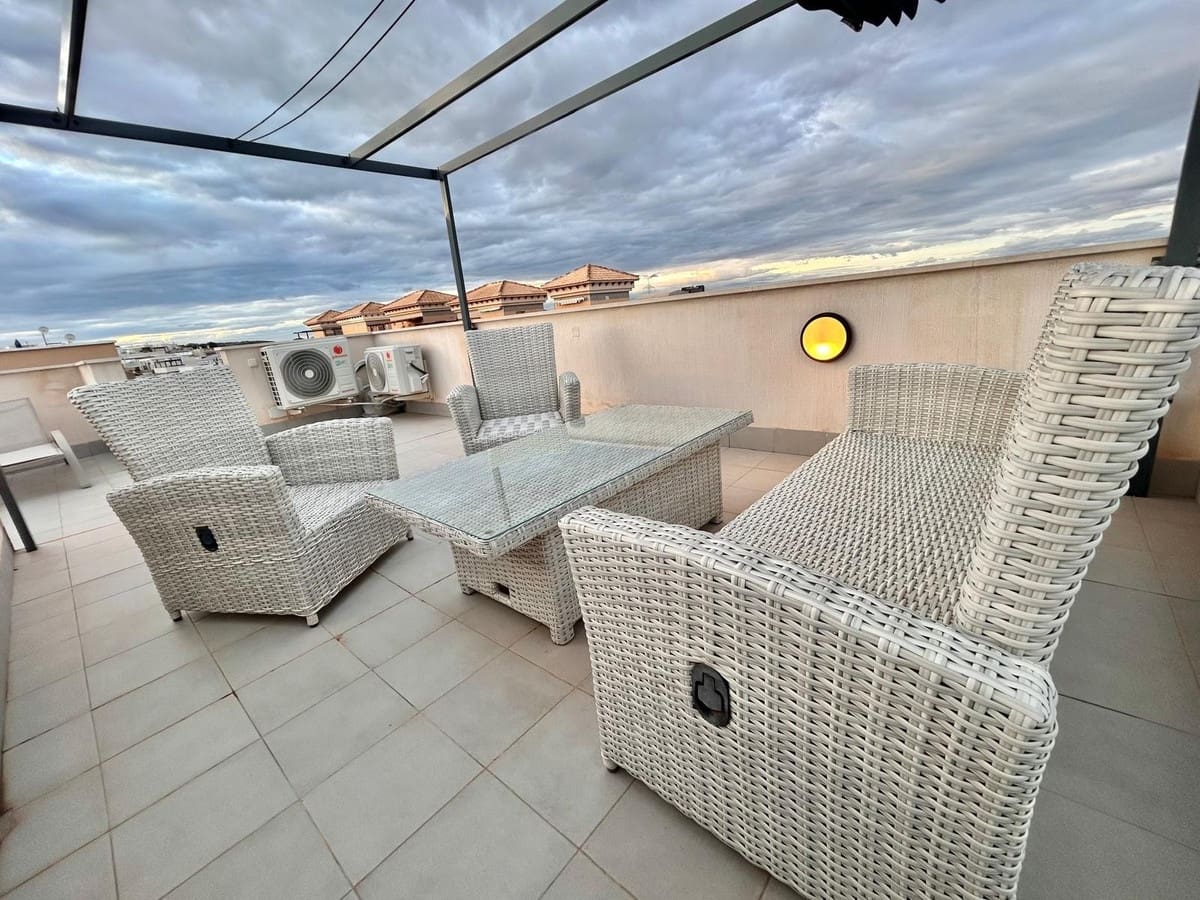 3 sypialnia Willa na sprzedaż w Villamartin z basenem garażem - 329 900 € (Ref: 9553225)