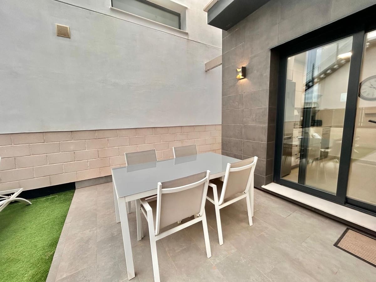 3 sypialnia Willa na sprzedaż w Villamartin z basenem garażem - 329 900 € (Ref: 9553225)