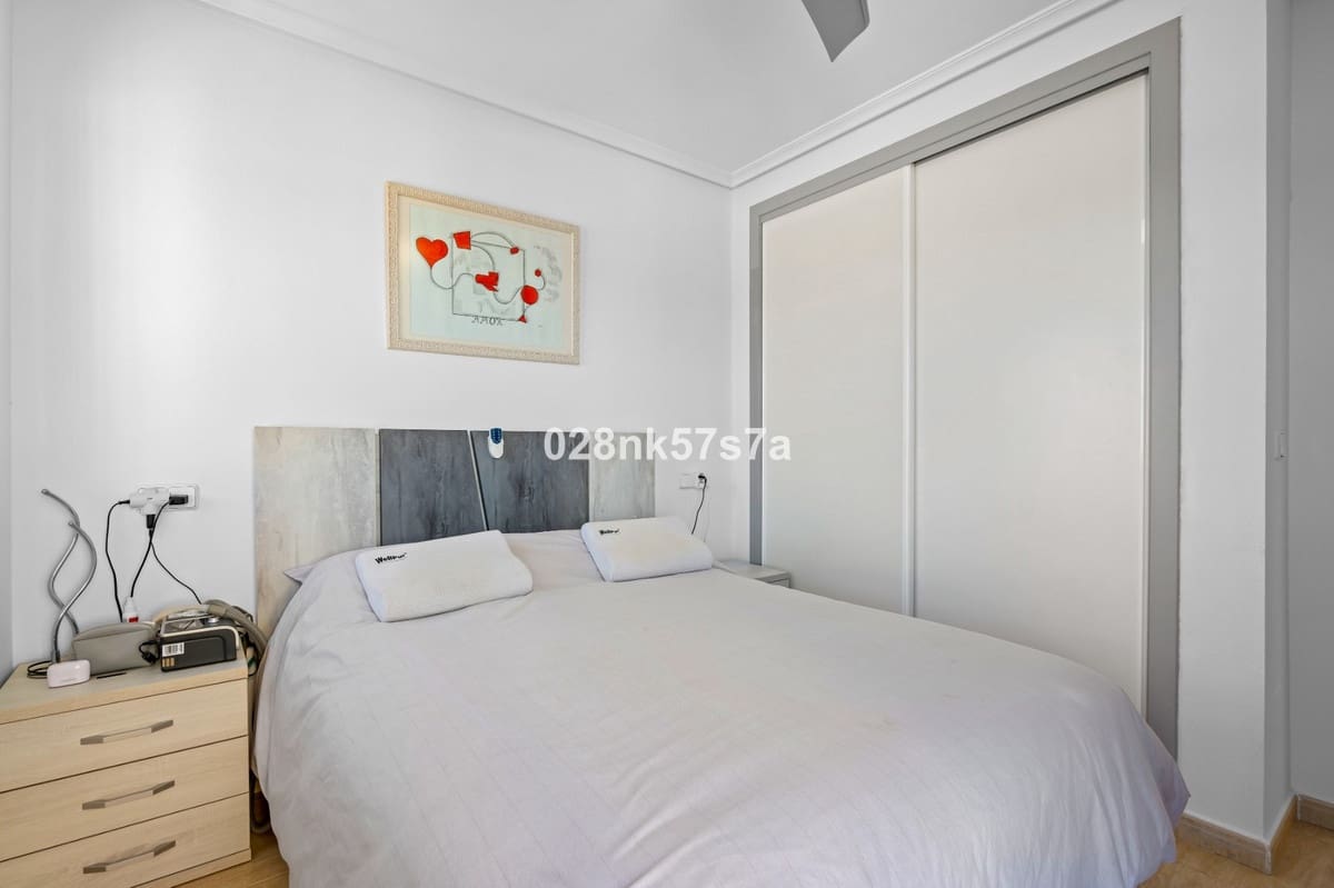 3 slaapkamer Villa te koop in El Raso met zwembad - € 350.000 (Ref: 9553226)