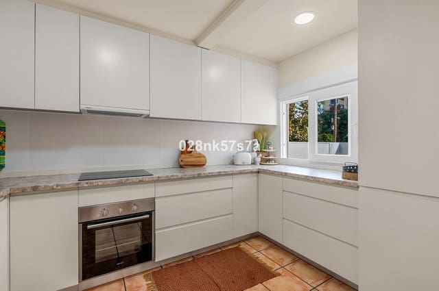 4 quarto Moradia para venda em Playa Flamenca, Orihuela com piscina - 359 000 € (Ref: 9553227)