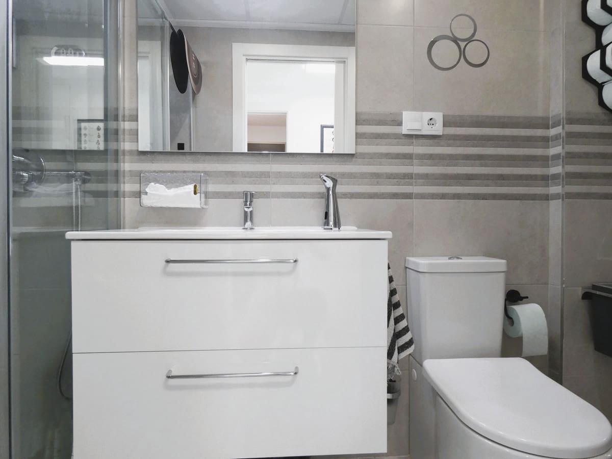 2 sovrum Lägenhet till salu i Villamartin med pool - 332 000 € (Ref: 9557350)