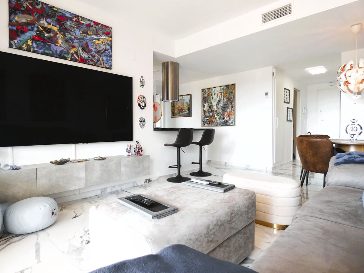 2 sovrum Lägenhet till salu i Villamartin med pool - 332 000 € (Ref: 9557350)