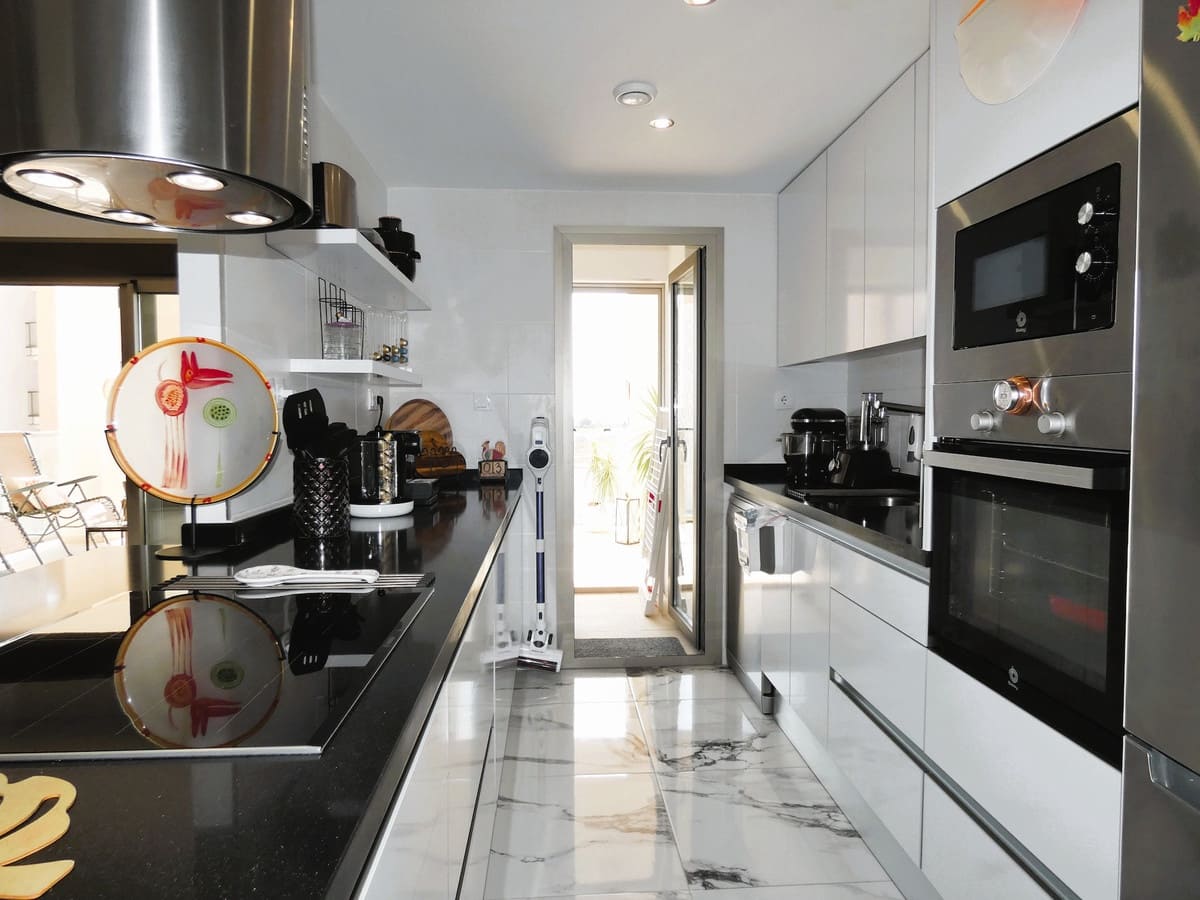 2 sovrum Lägenhet till salu i Villamartin med pool - 332 000 € (Ref: 9557350)