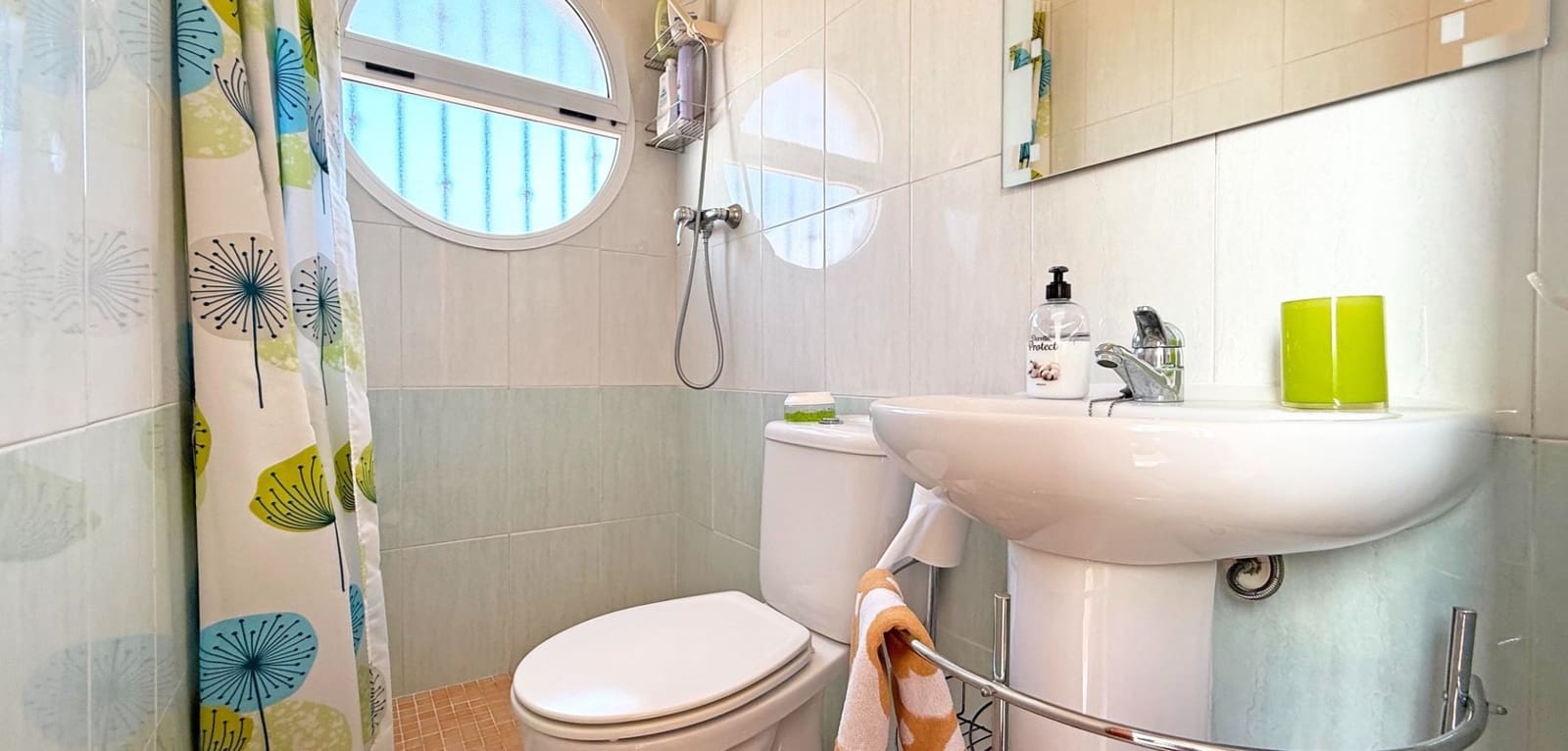 2 quarto Casa em Banda para venda em Playa Flamenca com piscina garagem - 189 000 € (Ref: 9557519)