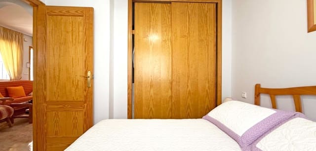 2 sypialnia Dom na sprzedaż w Playa Flamenca, Orihuela z basenem garażem - 189 000 € (Ref: 9557519)