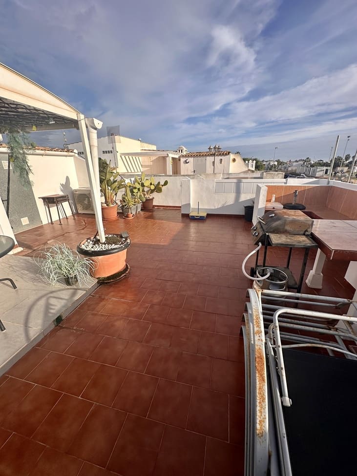 3 sypialnia Dom na sprzedaż w Orihuela Costa z basenem - 239 000 € (Ref: 9558377)