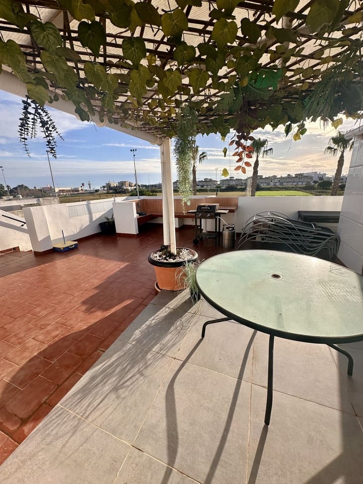 3 sypialnia Dom na sprzedaż w Orihuela Costa z basenem - 239 000 € (Ref: 9558377)