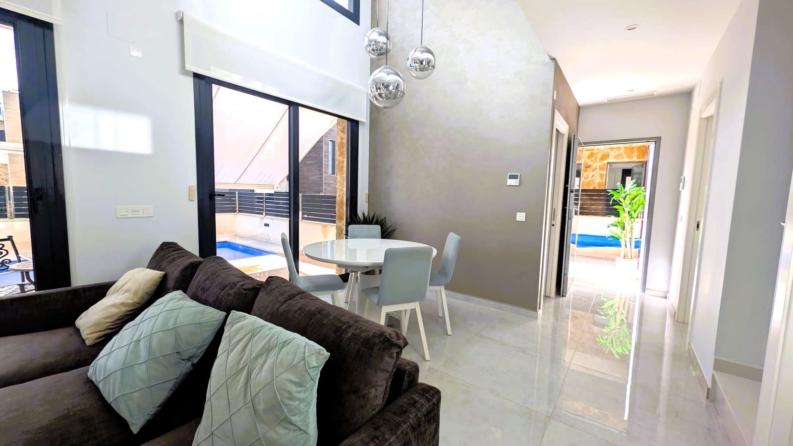 4 quarto Moradia para venda em Cabo Roig com piscina garagem - 529 950 € (Ref: 9565763)