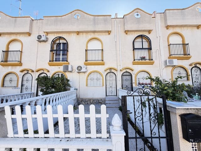 2 slaapkamer Huis te koop in Playa Flamenca, Orihuela met zwembad - € 189.995 (Ref: 9594497)