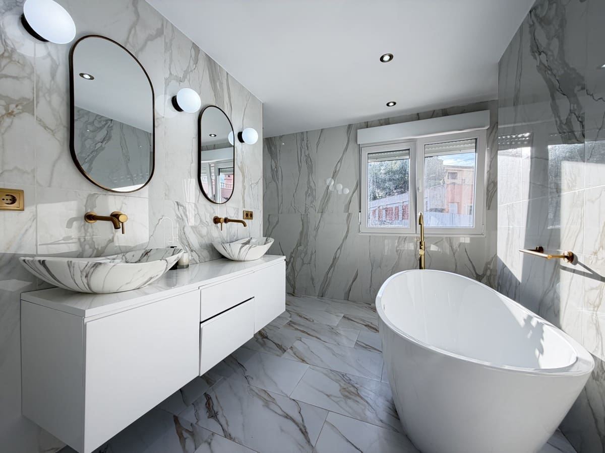 6 soveværelse Villa til salg i Villamartin med swimmingpool - € 695.000 (Ref: 9594498)