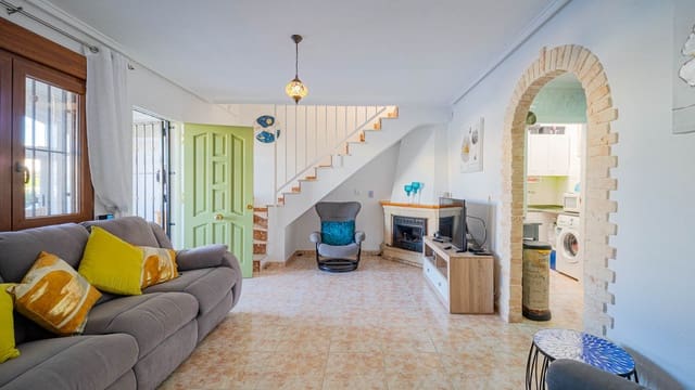 3 soverom Hus til salgs i Playa Flamenca, Orihuela med svømmebasseng garasje - € 269 000 (Ref: 9594500)