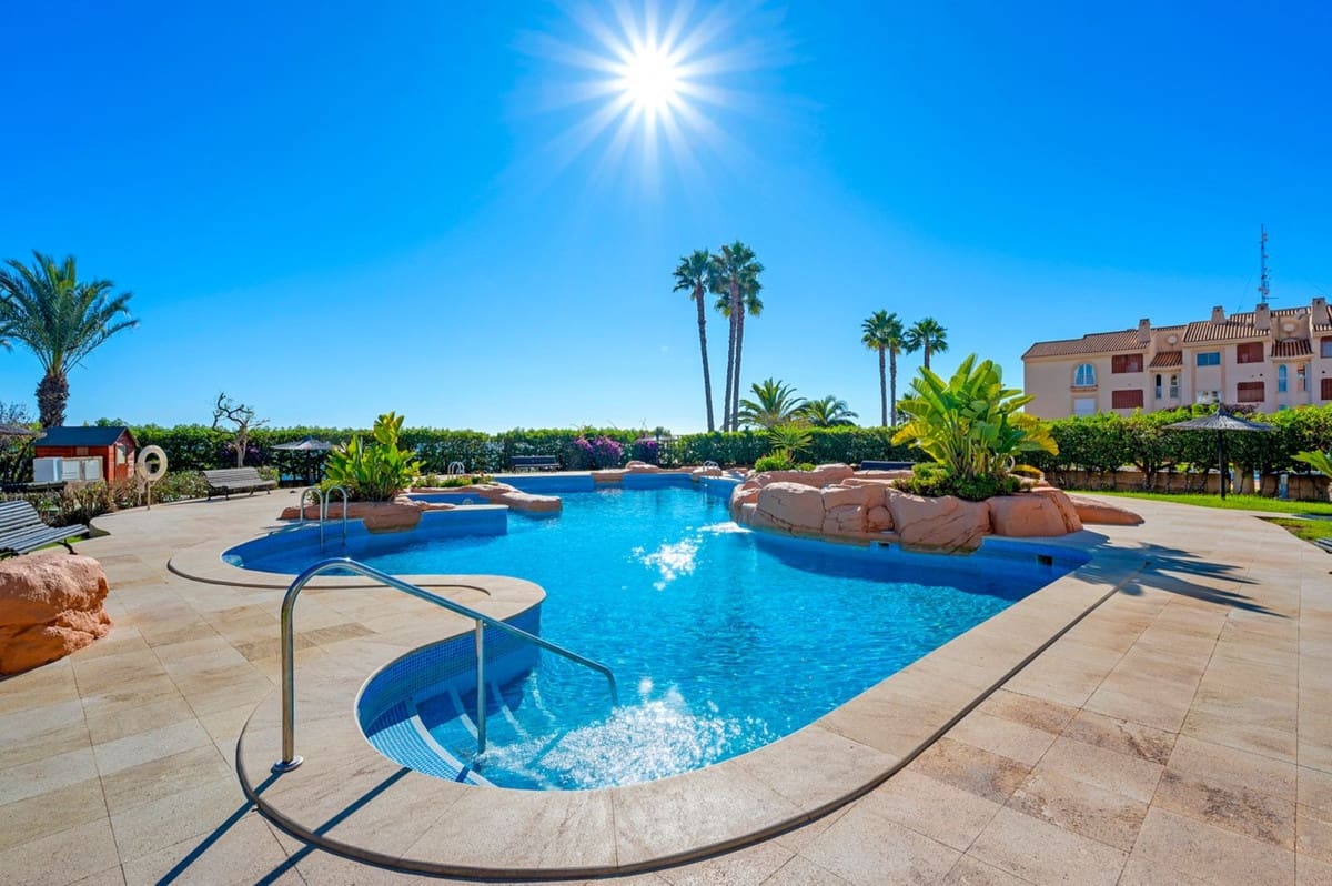 2 bedroom Apartment for sale in Cabo Roig - € 375,000 (Ref: 9599972)
