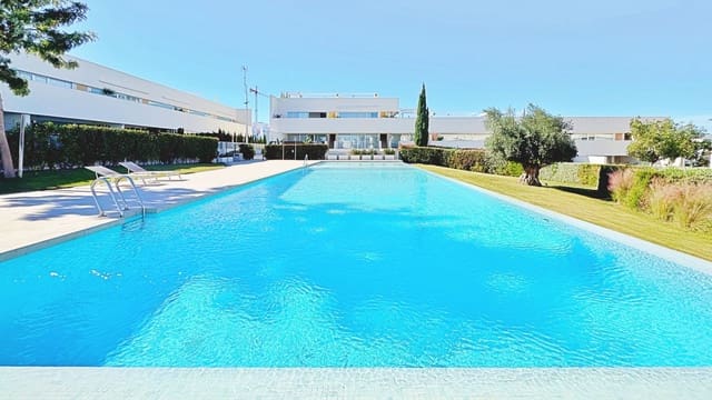 3 bedroom Penthouse for sale in Los Balcones with pool - € 360,000 (Ref: 9599977)