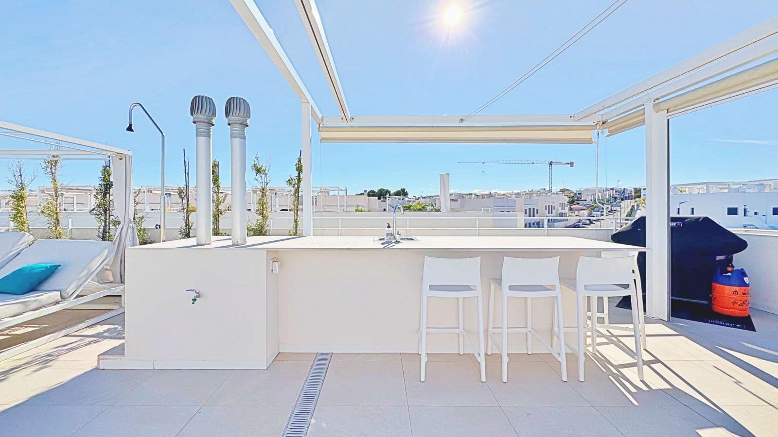 3 bedroom Penthouse for sale in Los Balcones with pool - € 360,000 (Ref: 9599977)