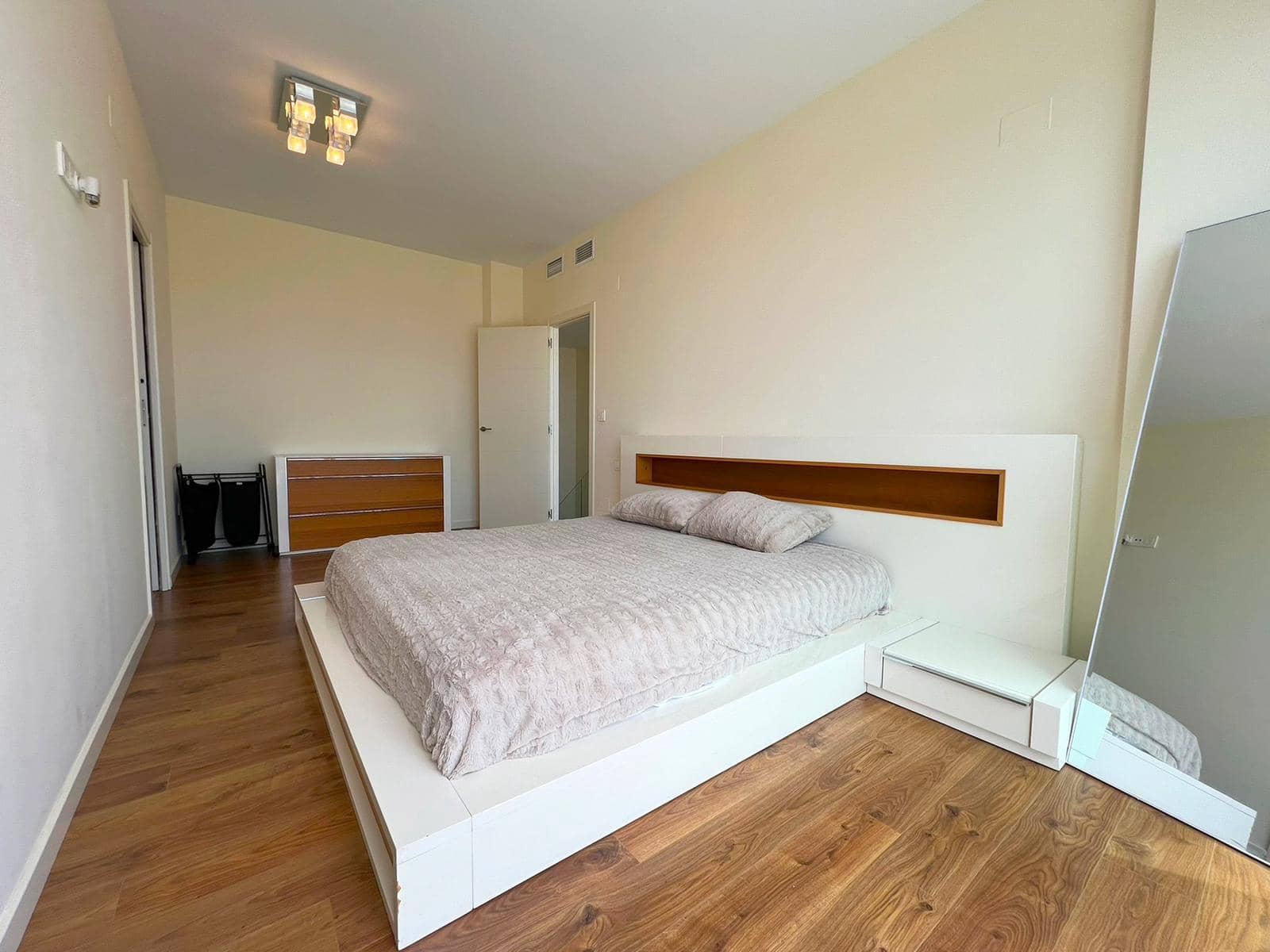 6 slaapkamer Villa te koop in La Marina met zwembad garage - € 699.000 (Ref: 9601411)