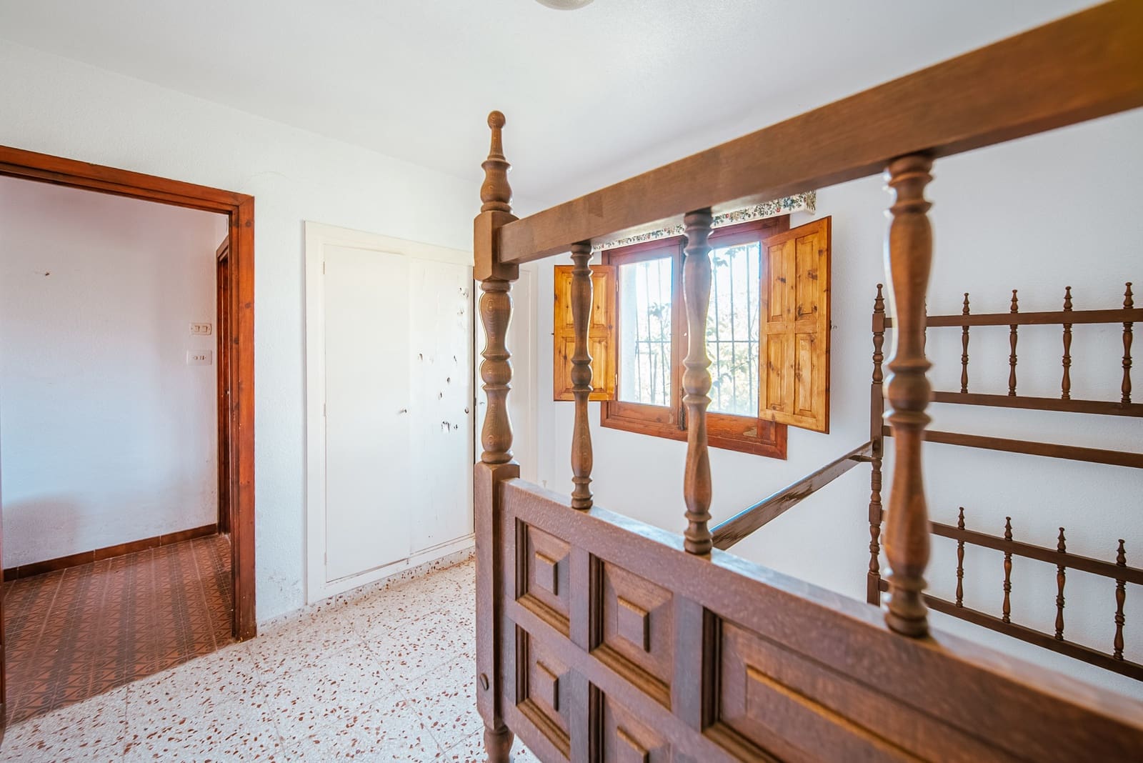 4 bedroom Villa for sale in Playa Flamenca with garage - € 995,000 (Ref: 9601412)