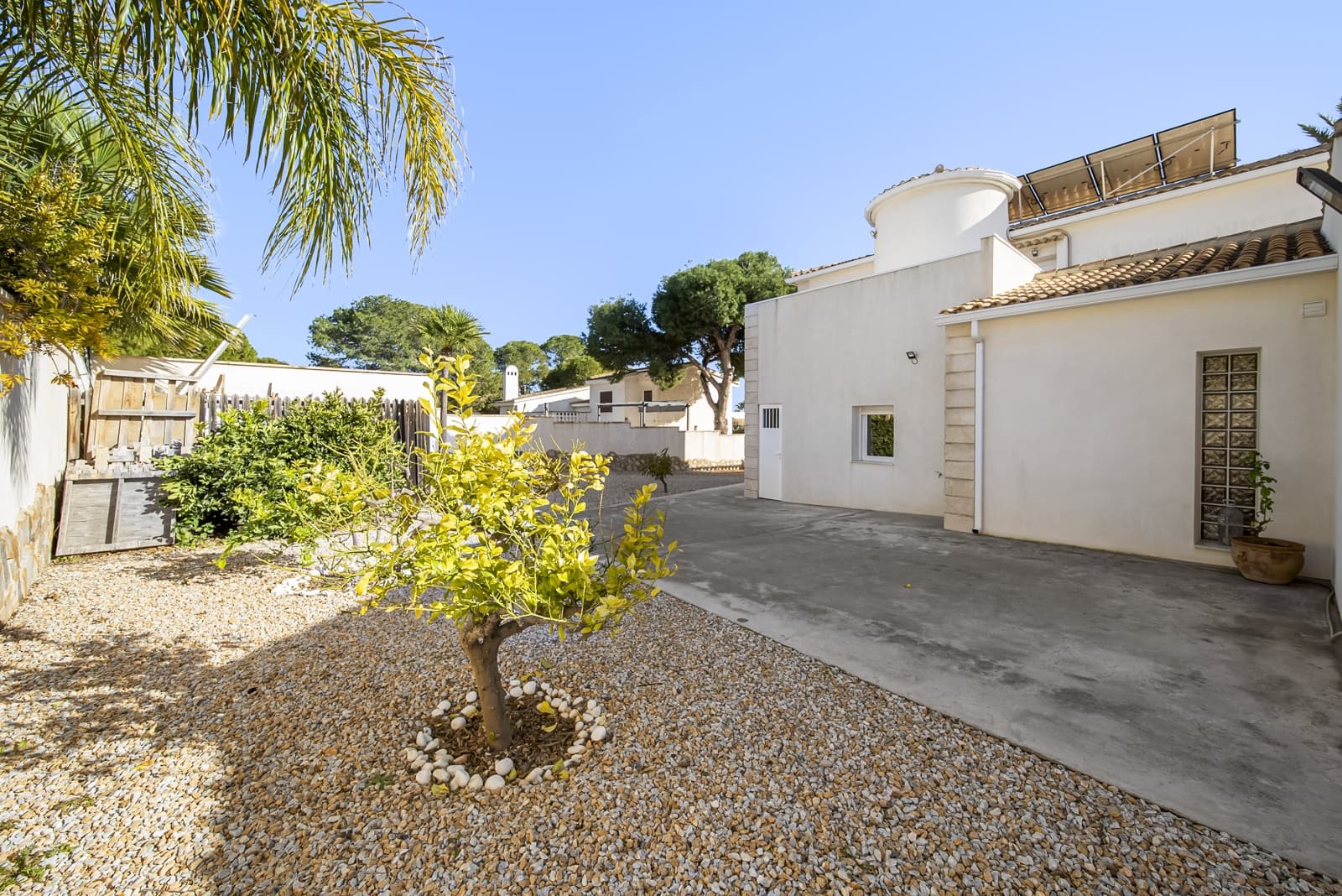 6 sovrum Villa till salu i La Zenia med pool garage - 1 600 000 € (Ref: 9601422)