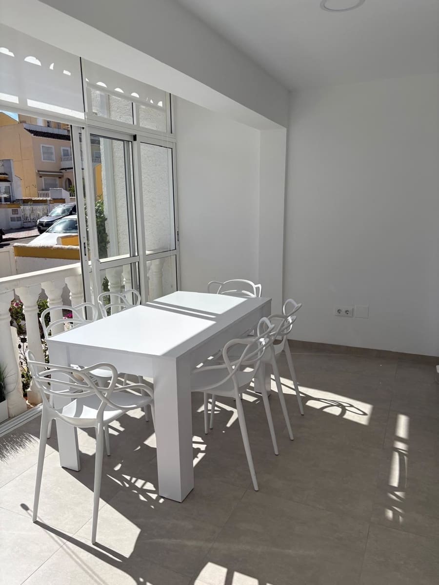 3 soveværelse Byhus til salg i Gran Alacant - € 275.000 (Ref: 9602304)