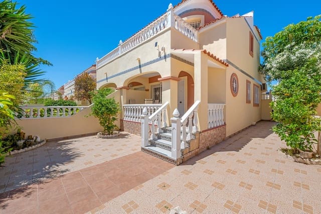 3 bedroom Townhouse for sale in La Zenia, Orihuela with pool garage - € 299,000 (Ref: 9602489)