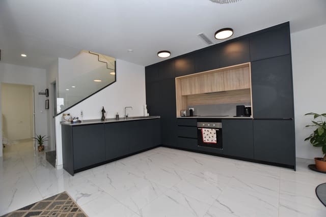 3 makuuhuone Huvila myytävänä paikassa Los Montesinos - 387 500 € (Ref: 9603413)