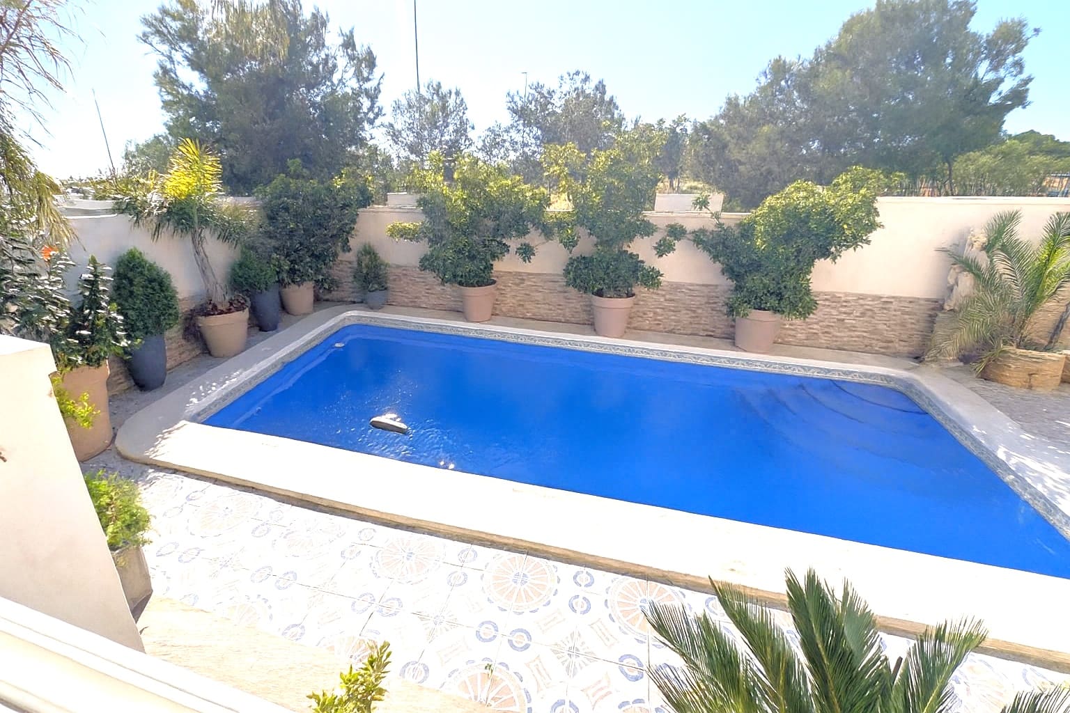4 bedroom Villa for sale in La Zenia with pool - € 399,000 (Ref: 9603414)