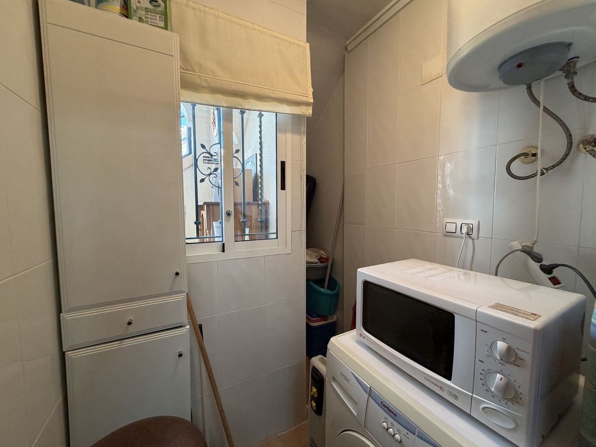 2 quarto Casa em Banda para venda em Villamartin com piscina garagem - 163 000 € (Ref: 9607032)