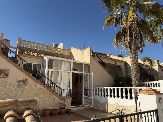 2 soverom Hus til salgs i Villamartin, Orihuela med svømmebasseng garasje - € 159 000 (Ref: 9607032)