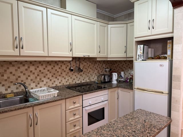 2 soverom Hus til salgs i Villamartin, Orihuela med svømmebasseng garasje - € 159 000 (Ref: 9607032)