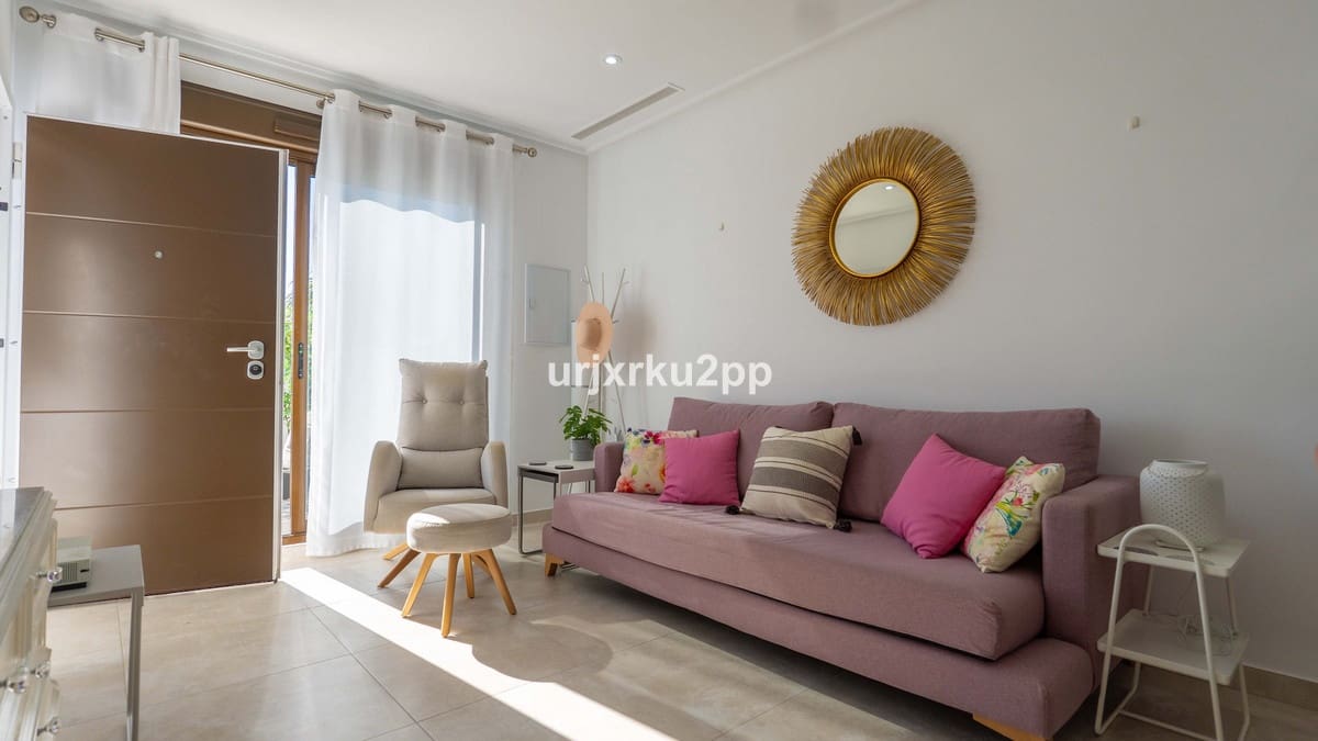 3 bedroom Penthouse for sale in Torre de la Horadada with pool garage - € 399,000 (Ref: 9607034)