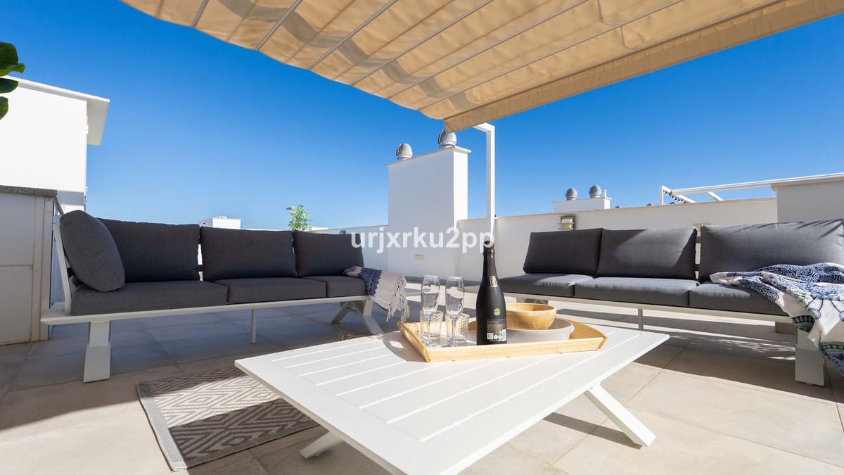 3 bedroom Penthouse for sale in Torre de la Horadada with pool garage - € 399,000 (Ref: 9607034)