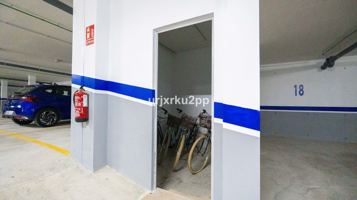 3 bedroom Penthouse for sale in Torre de la Horadada with pool garage - € 399,000 (Ref: 9607034)