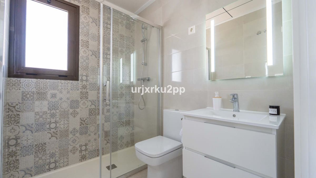 3 bedroom Penthouse for sale in Torre de la Horadada with pool garage - € 399,000 (Ref: 9607034)