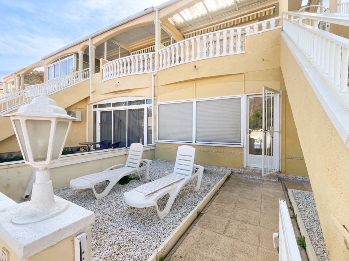 2 soveværelse Lejlighed til salg i La Mata med swimmingpool garage - € 270.000 (Ref: 9607035)