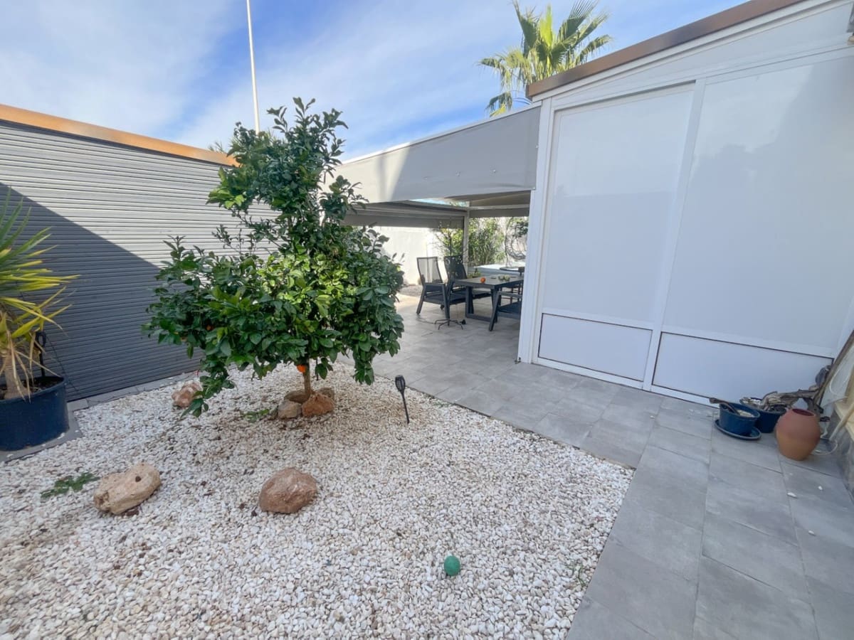 2 soveværelse Lejlighed til salg i La Mata med swimmingpool garage - € 270.000 (Ref: 9607035)