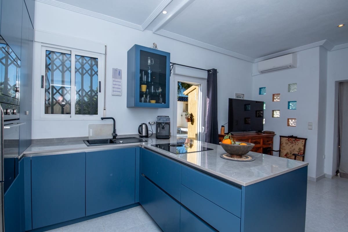 2 bedroom Apartment for sale in La Mata with pool garage - € 235,000 (Ref: 9607035)