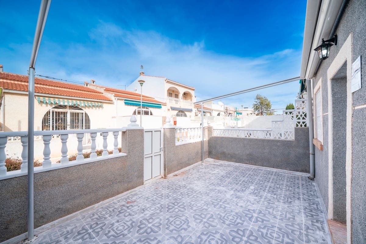 2 sovrum Hus till salu i El Chaparral - 119 000 € (Ref: 9607039)