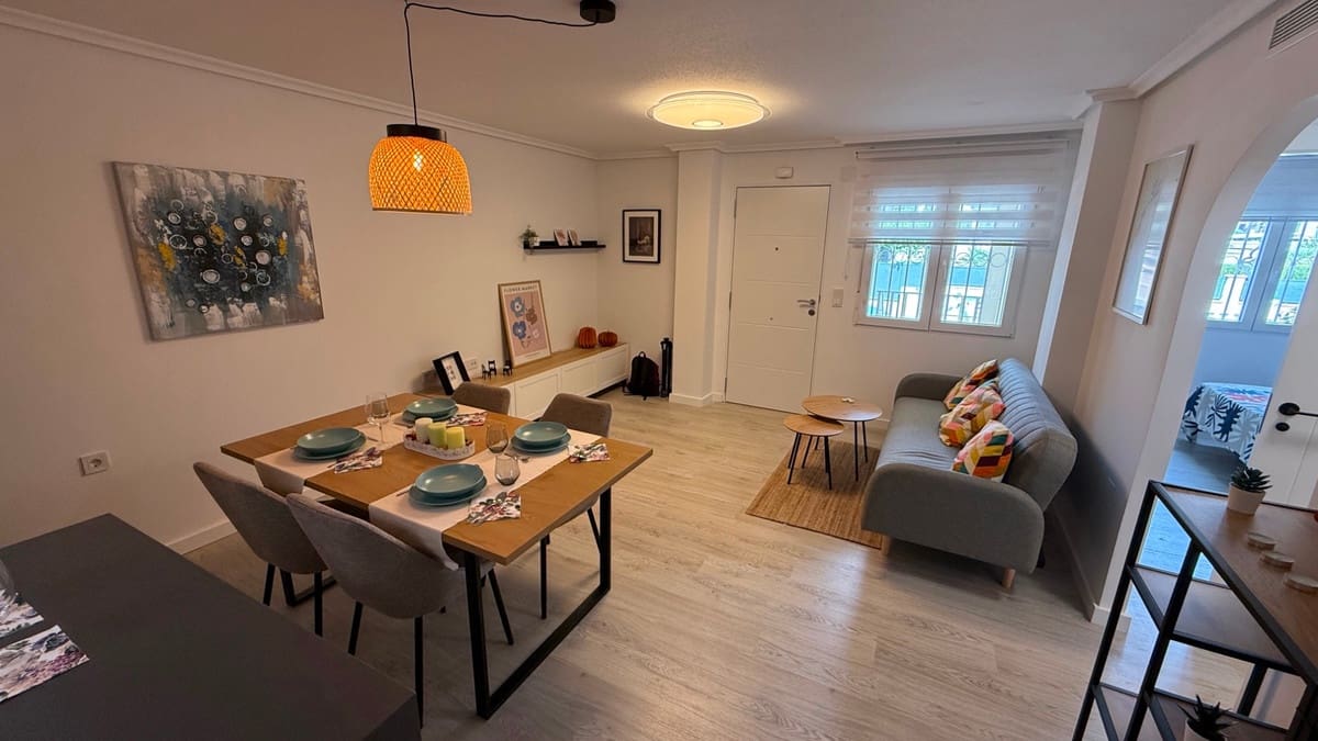 2 sovrum Lägenhet till salu i La Zenia med pool - 205 900 € (Ref: 9607044)