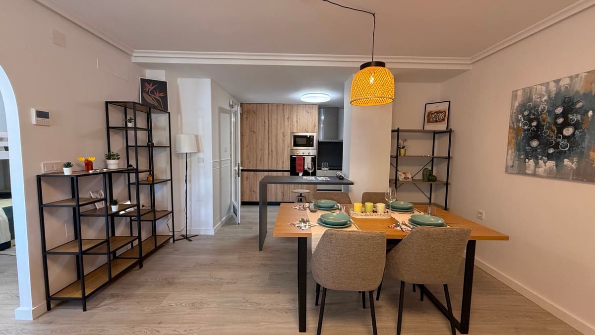 2 sovrum Lägenhet till salu i La Zenia med pool - 205 900 € (Ref: 9607044)