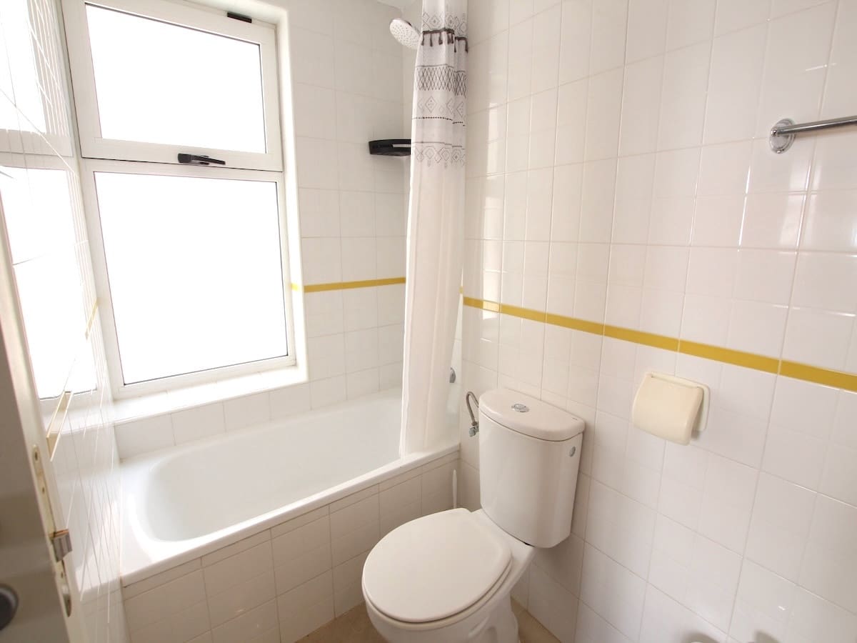 2 bedroom Apartment for sale in Playa Flamenca with pool garage - € 169,950 (Ref: 9607046)