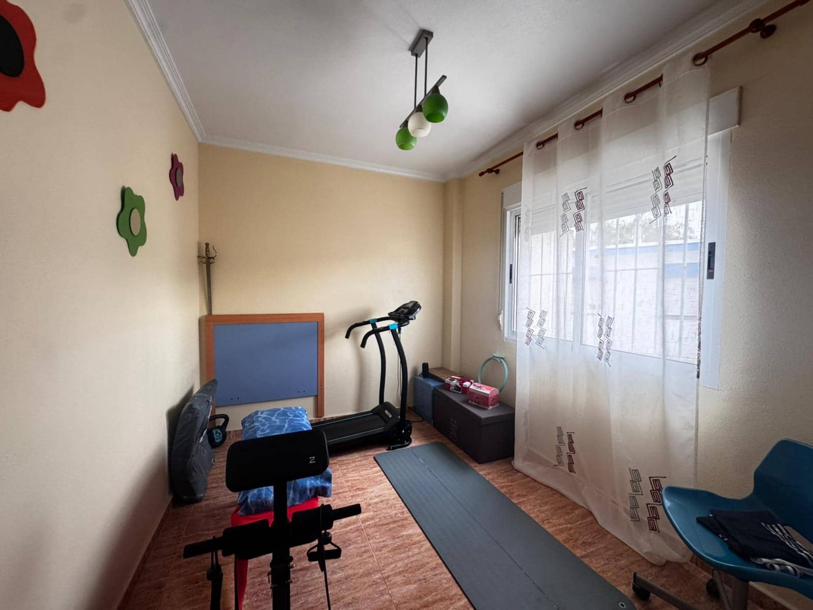 4 bedroom Villa for sale in Los Alcazares with garage - € 269,900 (Ref: 9610582)