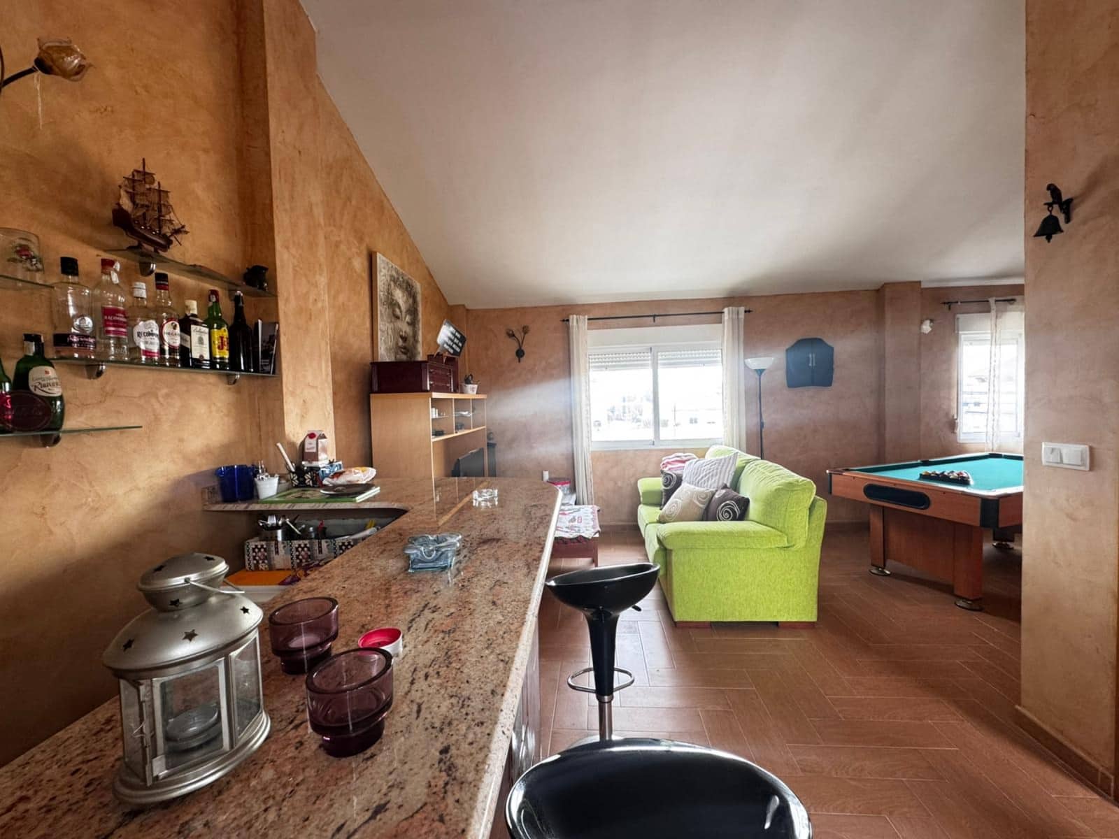 4 bedroom Villa for sale in Los Alcazares with garage - € 269,900 (Ref: 9610582)