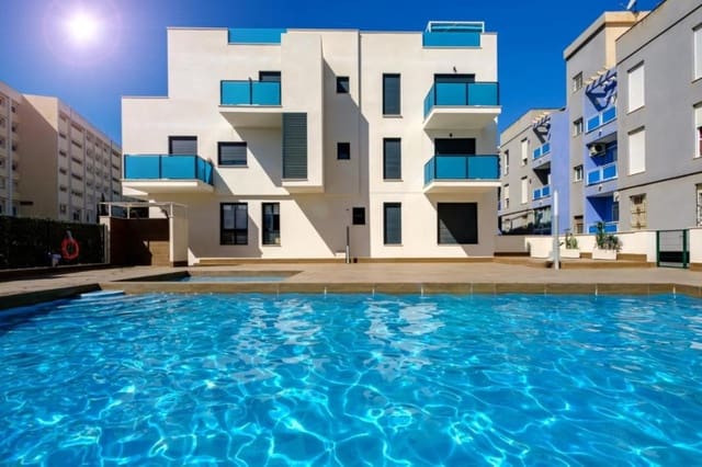 2 soveværelse Penthouse til salg i Parque de las Naciones, Torrevieja med swimmingpool - € 224.950 (Ref: 9610592)