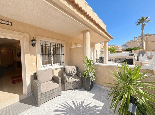 2 soverom Hus til salgs i La Zenia, Orihuela med svømmebasseng - € 249 950 (Ref: 9618854)