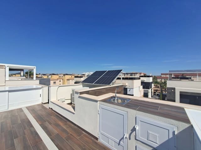 3 soverom Villa til salgs i Cabo Roig, Orihuela med svømmebasseng - € 499 999 (Ref: 9622048)