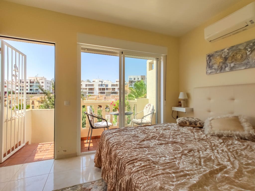 4 camera da letto Villa in vendita in Villamartin con piscina garage - 495.000 € (Rif: 9633720)