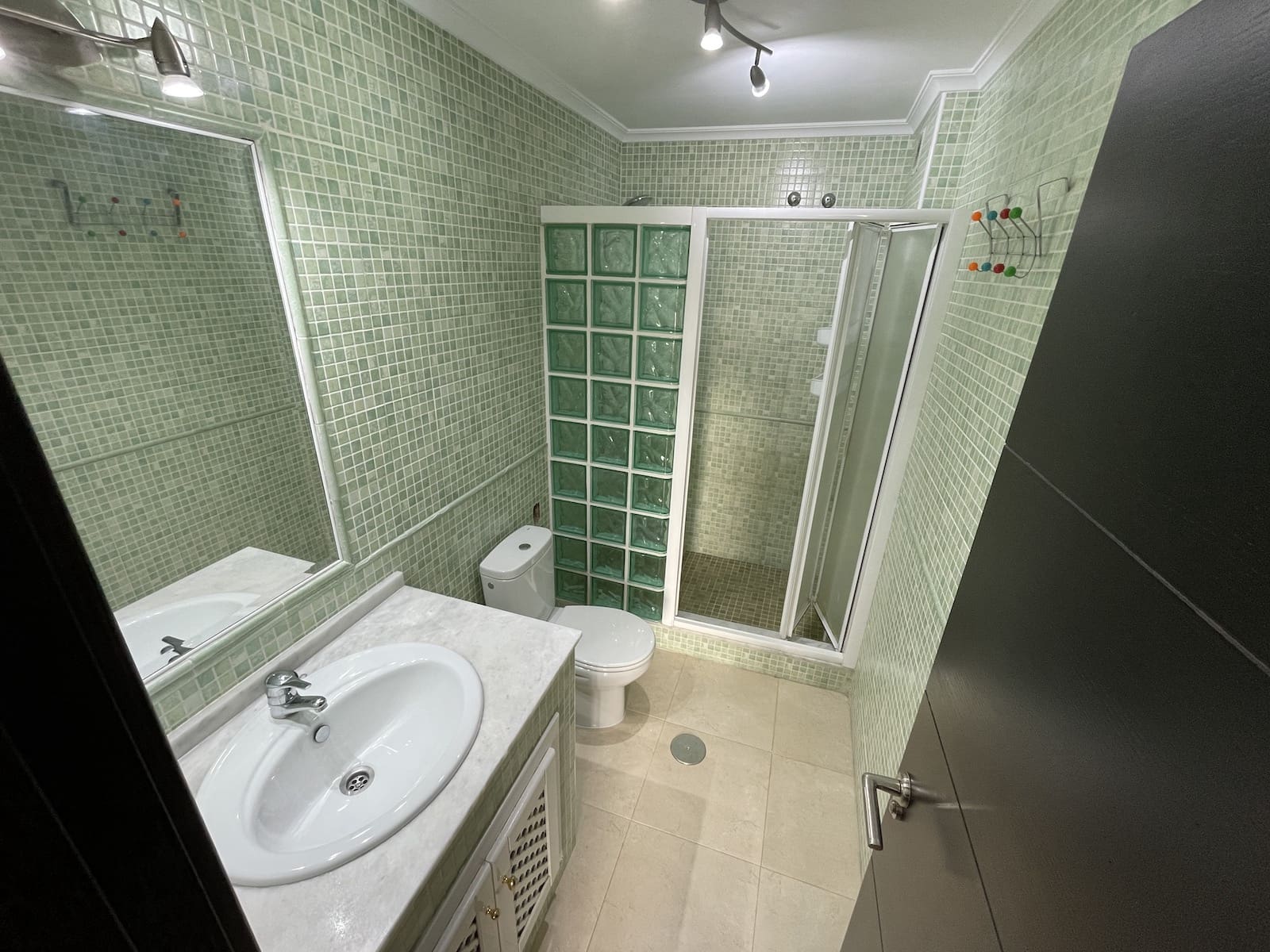 Apartamento de 2 habitaciones en Villamartin en venta con piscina - 190.000 € (Ref: 9638085)